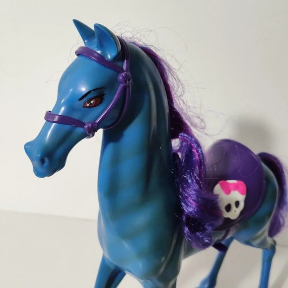 Monster High Headless Headmistress Bloodgood Blue Horse Nightmare Toy and Saddle - Picture 6 of 10